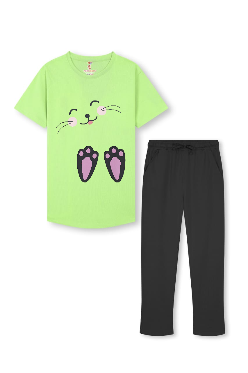 Funky Desin Paroot Black Tracksuit For Girls